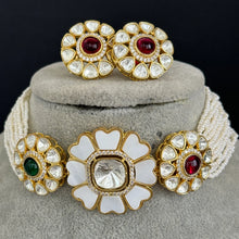 RubyGreen Victorian uncut polki Kundan MOP Necklace,Sabyasachi Necklace, Statement Necklace, Mother Of Pearl Necklace, Designer necklace
