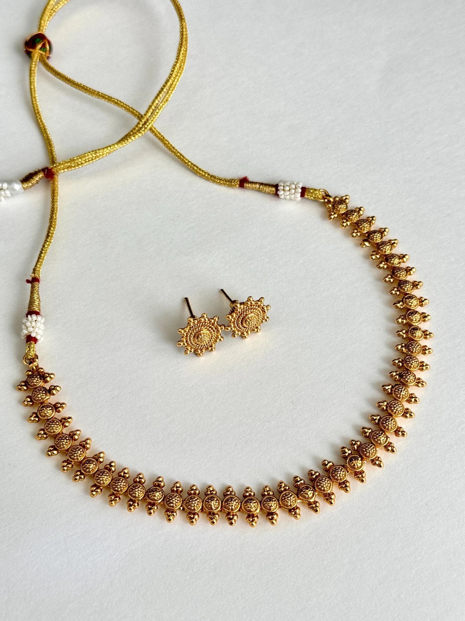 Antique Gold Delicate Necklace/South Indian Jewelry/Temple Jewelry/Guttapusalu Necklace/Wedding necklace/Bridal necklace/Indian necklace