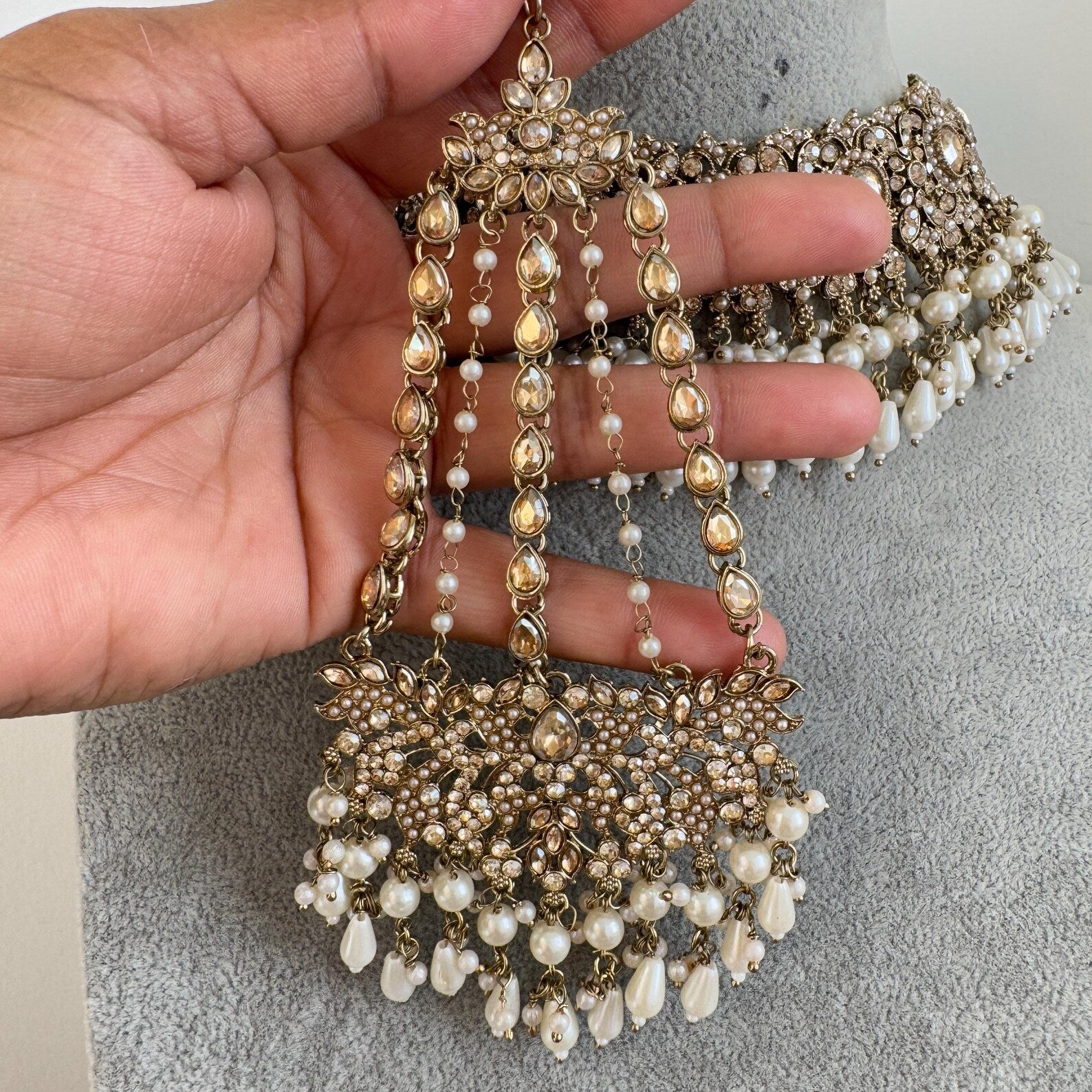 White Champagne Antique Shadow Stone Pearl Choker Necklace with earring and tikka and Passa Bridal necklace Indian Pakistani Punjabi Wedding
