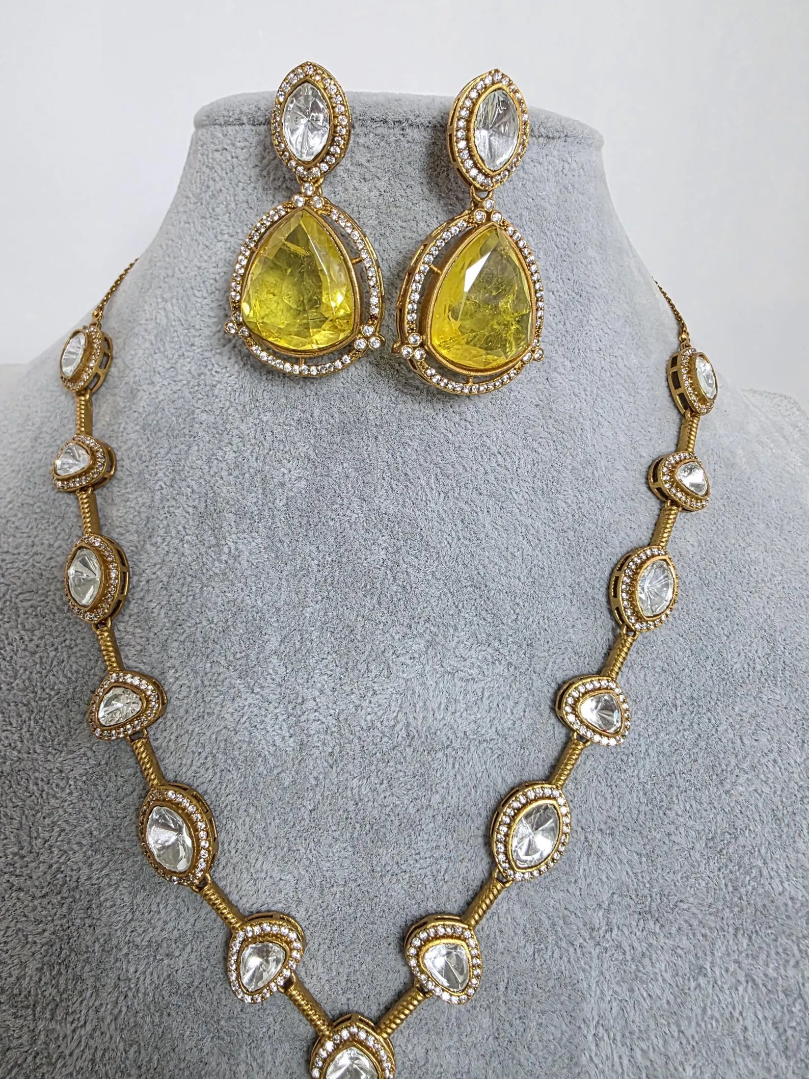 Yellow Doublet Moissanite Kundan Necklace/Kundan Choker/Bollywood Jewelry/Indian wedding/Bridal jewelry/Indian Wedding/Pakistani/Punjabi