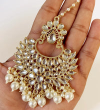 Kundan Tikka w/ Earring Set- Indian Bridal Maang Tikka, Teeka, Tika Headpiece - Handmade Pearl Jewelry For Women - Bollywood Bridesmaid Gift