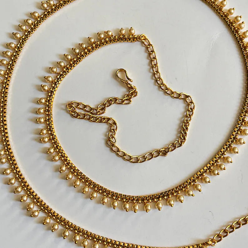 Delicate gold plated pearl Belly Chain/Belly chain/Belt/Indian waist belt/Kamarpatta/waist chain/jewelry belt/Kamarbandh/Pearl Belt