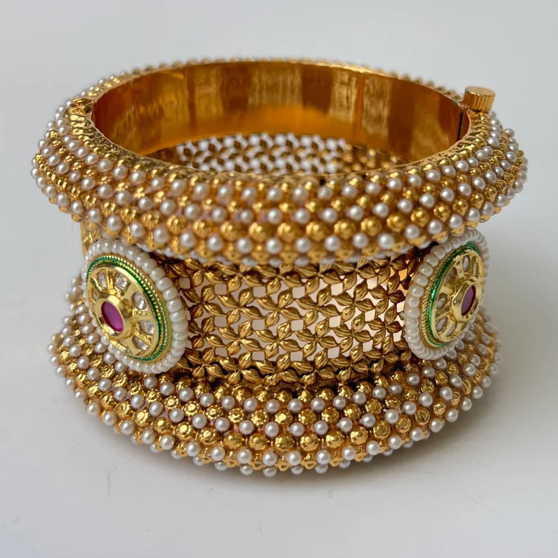 Gold plated Rajwadi Kundan openable Single Kada Bangle(1Pc)/Indian Kada/Wedding Jewelry/Kada/Punjabi Jewelry/Indian Wedding/Bollywood bangle