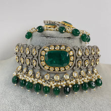 Green Premium Dual Tone Uncut Polki Kundan Necklace - Sabyasachi Inspired Fine Jewelry, Indian Bollywood Celebrity Style Kundan Necklace