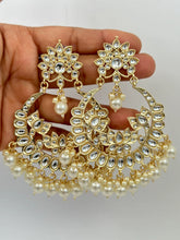 Oversized Gold Kundan Tikka w/Earring Set/Indian Bridal Maang Tikka Teeka Tika Headpiece/Indian wedding/Bridal/Bollywood Bridesmaid Gifts