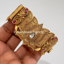 Gold Lotus bangle/Indian bangles/Antique Openable bangles/Temple Jewelry/Bridal Bangles/Indian Wedding/Pakistani /South indian jewelry 1pc