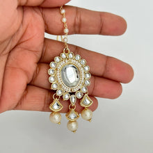 Maang tikka/tikka/Kundan Tikka/Indian Jewelry/Bridesmaid tikka/Jewelry/Pakistani Jewelry/jhoomer/Matha patti/Indian forehead jewelry