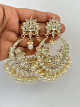 Oversized Gold Kundan Tikka w/Earring Set/Indian Bridal Maang Tikka Teeka Tika Headpiece/Indian wedding/Bridal/Bollywood Bridesmaid Gifts