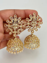 Polki kundan Jhumka/Gold jhumka/Jhumka/Indian Jewelry/Pakistani Jewelry/Punjabi Jewelry/Statement earring/Bridal earrings/wedding jewelry