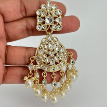 Gold Kundan Tikka Earring Set/Indian Jewelry/Bridesmaid Jewelry/Kundan tikka set/Bridesmaid Gifts