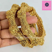 Gold Kada bangles 2pc/Indian bangles/Antique bangles/Temple Jewelry/Bridal Bangles/Indian Wedding/Pakistani Jewelry/South indian jewelry
