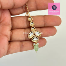 Maang tikka/ Kundan Tikka/ Indian Jewelry/ Indian Wedding Jewelry/ Pakistani Jewelry/ Jhoomer/ Matha patti/ Indian forehead jewelry