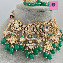 Green Fine Kundan Indian Bridal Choker, Wedding necklace, Fine kundan jewelry, Pakistani Jewelry, Indian Jewelry, Bridal Jewelry