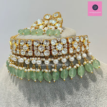 Mint Bridal Tyaani inspired premium Kundan choker, Bridal Kundan necklace, statement necklace, Indian wedding, Bridal Jewelry, Pakistani