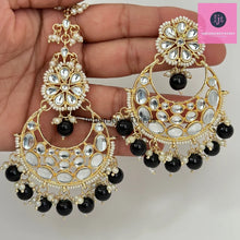 Restocked Kundan Tikka w/ Earring Set- Indian Bridal Maang Tikka, Teeka, Tika Headpiece -Pearl Jewelry For Women - Bollywood Bridesmaid Gift