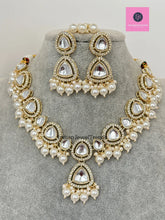 Pearl Kundan victorian necklace/Indian necklace/indian jewelry/Wedding necklace/Bridal necklace/Punjabi/Pakistani jewelry/Indian wedding