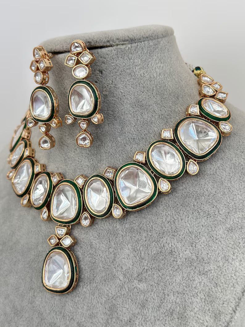 Emerald Big Fine Kundan Indian Bridal Necklace, Wedding necklace, Fine kundan jewelry, Pakistani Jewelry, Indian Jewelry, Bridal Jewelry