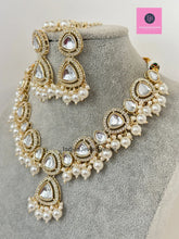 Pearl Kundan victorian necklace/Indian necklace/indian jewelry/Wedding necklace/Bridal necklace/Punjabi/Pakistani jewelry/Indian wedding