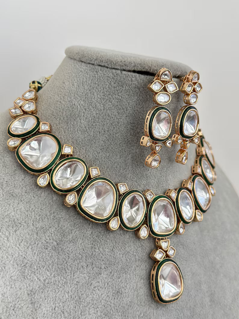 Emerald Big Fine Kundan Indian Bridal Necklace, Wedding necklace, Fine kundan jewelry, Pakistani Jewelry, Indian Jewelry, Bridal Jewelry