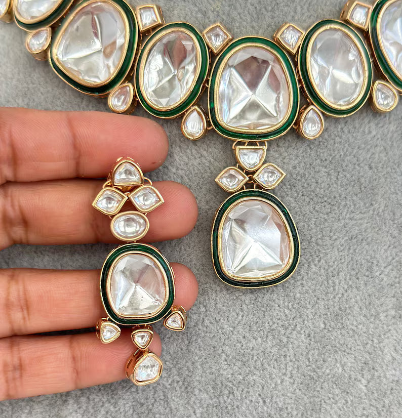 Emerald Big Fine Kundan Indian Bridal Necklace, Wedding necklace, Fine kundan jewelry, Pakistani Jewelry, Indian Jewelry, Bridal Jewelry