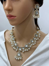 Pearl Kundan victorian necklace/Indian necklace/indian jewelry/Wedding necklace/Bridal necklace/Punjabi/Pakistani jewelry/Indian wedding
