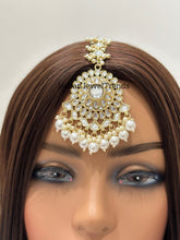 Maang tikka/ Kundan Tikka/ Indian Jewelry/ Indian Wedding Jewelry/ Pakistani Jewelry/ Jhoomer/ Matha patti/ Indian forehead jewelry