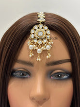 Meduim Sized Kundan Maang Tikka/Kundan Tikka/Indian forehead jewelry/Indian Wedding Jewelry/ Pakistani Jewelry/Jhoomer/Matha patti