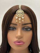 Meduim Sized Kundan Maang Tikka/Kundan Tikka/Indian forehead jewelry/Indian Wedding Jewelry/ Pakistani Jewelry/Jhoomer/Matha patti