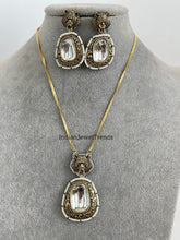 Victorian Sabyasachi inspired uncut polki Kundan Pendant Necklace, Indian Jewelry, Bollywood Jewelry Sabyasachi Necklace Statement Jewelry