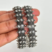Oxidized Silver Bangles(2 Pc)/German Silver/Black Metal/Boho/Tribal/Indian Jewelry/Pakistani Jewelry/Oxidized Bangles