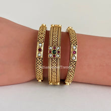 Set of 6 Matt gold Rajwadi bangles choda set/Bridal bangles/Antique bangles/Gold bangles/Rajwadi bangles/Kundan stone bangles