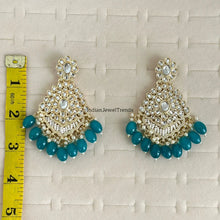 Kundan long earrings, chandelier earrings, Bollywood Trendy Earrings/kundan Earring/Indian Pakistani jewelry for wedding