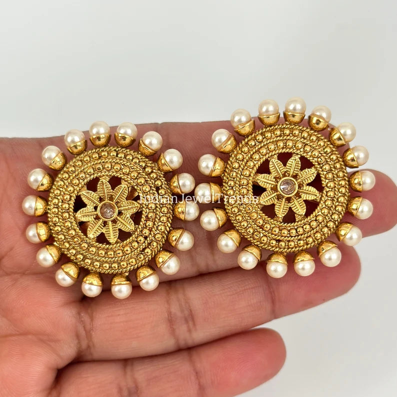 Bollywood Pearl Gold Large Stud Earrings/Indian Studs/Indian Earrings/Indian /Kundan Studs/Sabyasachi studs/Bridal Jewelry/Indian wedding