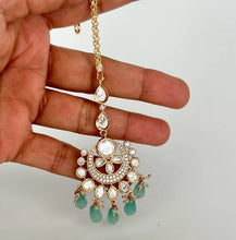 Fine Kundan silver foil kundan Maang tikka/Indian Jewelry/ Indian Wedding Jewelry/ Pakistani/ Jhoomer/ Matha patti/ Indian forehead jewelry