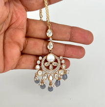 Fine Kundan silver foil kundan Maang tikka/Indian Jewelry/ Indian Wedding Jewelry/ Pakistani/ Jhoomer/ Matha patti/ Indian forehead jewelry