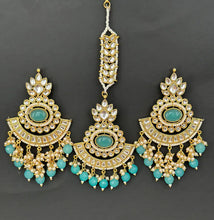 Kundan Tikka Earrings Set /Indian Bridal Maang Tikka set/ Kundan earrings/ Jaggo, Mayya Jewelry/ Indian jewelry/ Bridesmaid Gift