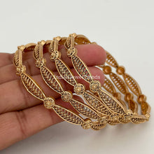 Set of 4 Indian Gold bangles, Temple Jewelry, South indian bangles, Kada bangles, Indian Jewelry, pakistani jewelry