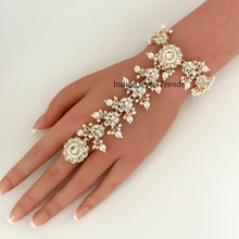 Kundan Single Hath Paan/Bracelet/Haath phool/Hathh Panja/finger Hand bracelet/Bridal Jewelry/hand harness/Indian Hand Jewelry/Indian wedding