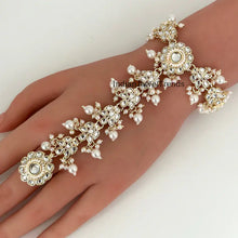 Kundan Single Hath Paan/Bracelet/Haath phool/Hathh Panja/finger Hand bracelet/Bridal Jewelry/hand harness/Indian Hand Jewelry/Indian wedding