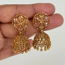 Gold plated Polki Jhumka/stone Jhumka/Indian Jewelry/Pakistani/Punjabi/Indian/Statement earring/Bridal earring/Indian wedding