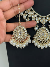 Kundan Pearl Necklace Set/ Kundan Choker/ Bollywood Jewelry/ Indian jewelry/ Pakistani necklace/ punjabi necklace/bridal /indian wedding