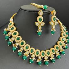 Green Kundan Necklace Set/ Kundan Choker/ Bollywood Jewelry/ Indian jewelry/ Pakistani necklace/ punjabi/bridal necklace/indian wedding