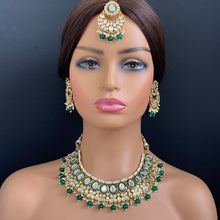 Green Kundan Necklace Set/Bollywood Jewelry/ Indian jewelry/ Pakistani necklace/ Punjabi necklace/bridal/Indian wedding