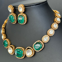 Green Victorian Doublet uncut Kundan Necklace/Kundan Choker/Bollywood Jewelry/Indian wedding/Bridal jewelry/Indian Wedding/Pakistani/Punjabi