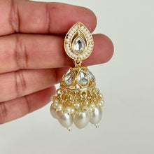 Small Light weight kundan Jhumka/kundan Jhumka/Indian Jewelry/Pakistani/Punjabi/Indian/Statement earring/Bridal earring/Indian wedding