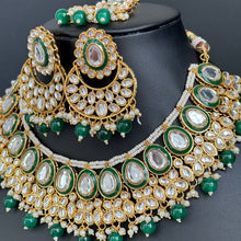 Green Kundan Necklace Set/Bollywood Jewelry/ Indian jewelry/ Pakistani necklace/ Punjabi necklace/bridal/Indian wedding