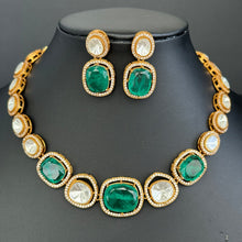 Green Victorian Doublet uncut Kundan Necklace/Kundan Choker/Bollywood Jewelry/Indian wedding/Bridal jewelry/Indian Wedding/Pakistani/Punjabi