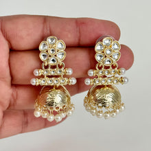 Small Light weight kundan Jhumka/kundan Jhumka/Indian Jewelry/Pakistani/Punjabi/Indian/Statement earring/Bridal earring/Indian wedding