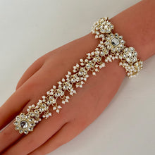 Kundan Single Hath Paan/Bracelet/Haath phool/Hathh Panja/finger Hand bracelet/Bridal Jewelry/hand harness/Indian Hand Jewelry/Indian wedding