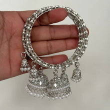 Bollywood Style Silver Mirror Pearl Bangles Set/Punjabi Mirror chuda bangles set/Bridal bangles/Statement/Indian Wedding /Chuda Set